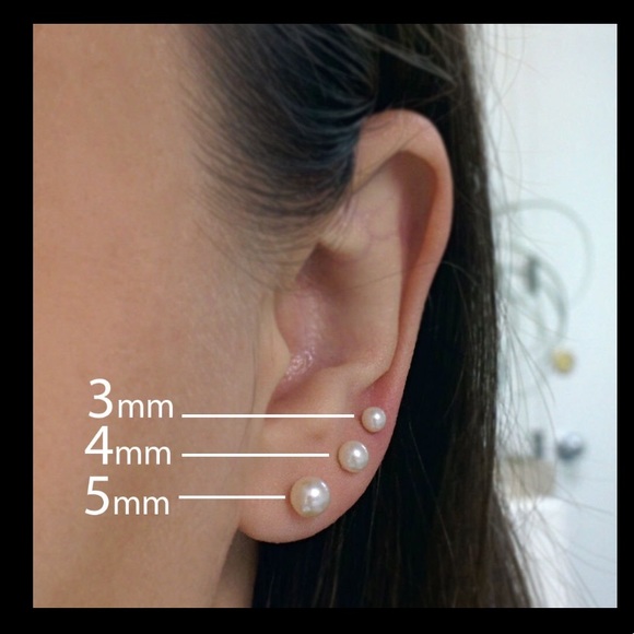 14k Yellow Gold 10mm White Pearl Stud Earrings - Picture 3 of 5